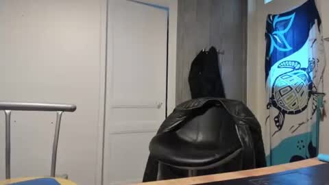 Snapshot of fuckass77300 chatting on December 24, 2:01 pm FUCKASS online show from December 24, 2:01 pm