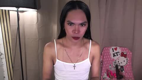 Snapshot of fuckdoljackylyn chatting on May 20, 9:48 am fuckdoljackylyn online show from May 20, 9:48 am