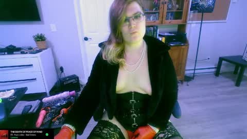 Snapshot of fuckdoll_perversions_inc chatting on April 3, 6:22 am Miss Charlotte online show from April 3, 6:22 am