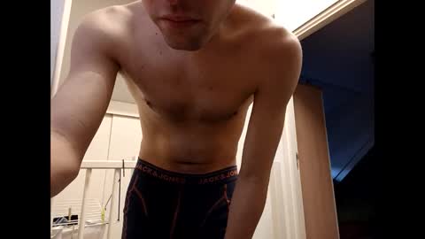 Snapshot of fuckdutchy1998 chatting on January 18, 3:49 pm fuckdutchy1998 online show from January 18, 3:49 pm