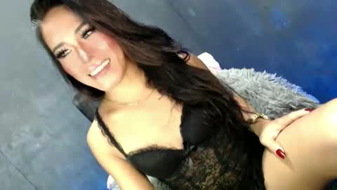 sweetyJENNY online show from October 6, 5:10 pm