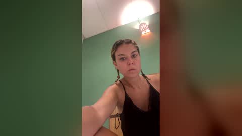 Snapshot of fuckhard4you chatting on February 20, 3:03 am La online show from February 20, 3:03 am