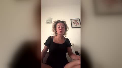 Snapshot of fuckhard4you chatting on March 2, 1:41 am La online show from March 2, 1:41 am