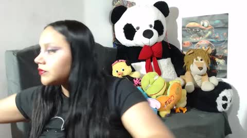 Mia and Gary  online show from December 8, 4:14 am