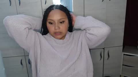 Mia and Gary  online show from March 4, 2:28 am