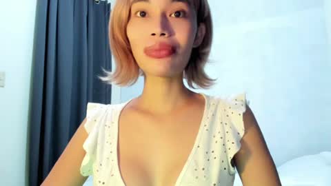 fuckingsexy143 online show from June 21, 2:03 am