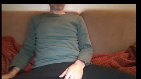 Snapshot of fuckistanbul chatting on January 19, 5:22 am Bruchus online show from January 19, 5:22 am