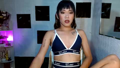 fuckme811826 online show from December 3, 11:30 am