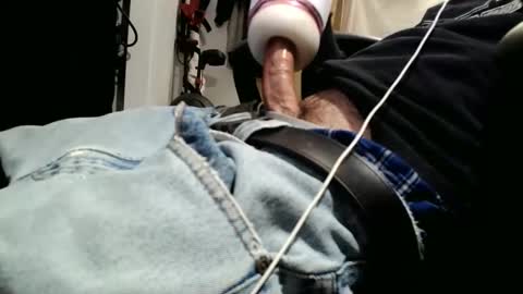 fuckmeallday1975 online show from April 6, 6:36 am