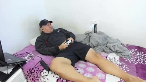 Snapshot of fuckynations chatting on March 1, 12:23 pm Fuckdirtymen online show from March 1, 12:23 pm