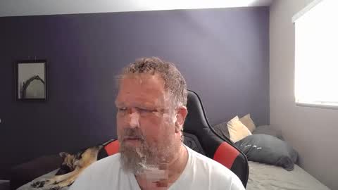 Fuego online show from March 1, 6:11 pm