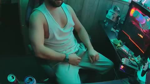 Snapshot of fufupop chatting on December 16, 10:09 am fufupop online show from December 16, 10:09 am