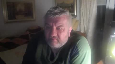 Snapshot of fukingcrazy chatting on March 1, 7:38 pm fukingcrazy online show from March 1, 7:38 pm