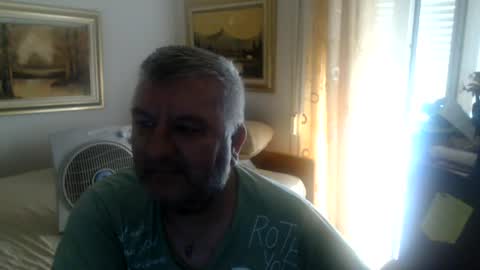 Snapshot of fukingcrazy chatting on June 22, 9:17 am fukingcrazy online show from June 22, 9:17 am