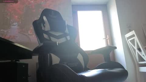 Snapshot of fullartofsex chatting on November 13, 8:46 am FullArtOfSex online show from November 13, 8:46 am