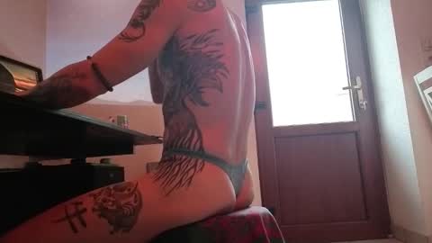 Snapshot of fullartofsex chatting on February 5, 7:13 am FullArtOfSex online show from February 5, 7:13 am