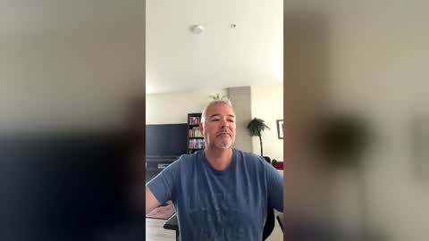 fullastars online show from June 15, 1:57 pm