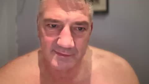 Snapshot of fullback_15 chatting on November 1, 9:11 am fullback_15 online show from November 1, 9:11 am