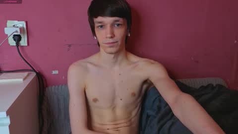 Snapshot of fullpower_couple chatting on February 25, 3:38 am Lewis and Marta - FANSLY AMOREARTE online show from February 25, 3:38 am