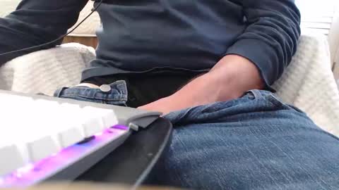 funcat01 online show from March 28, 7:46 pm