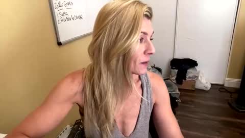 Fun Charlie online show from May 14, 8:48 pm