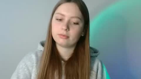 Emma online show from December 3, 7:16 am