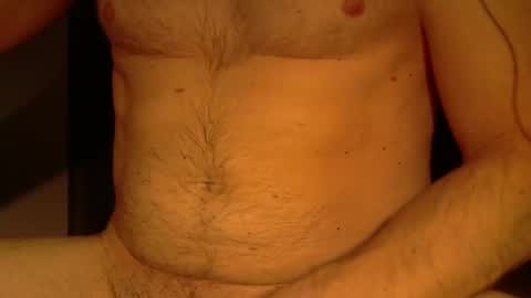 Snapshot of funguy1979100 chatting on April 29, 10:41 am funguy1979100 online show from April 29, 10:41 am