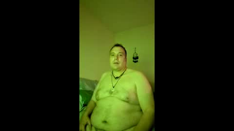 Snapshot of funman77100 chatting on April 29, 8:51 am funman77100 online show from April 29, 8:51 am