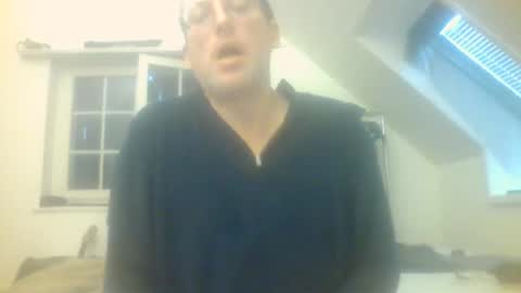 Snapshot of funneltunnel chatting on May 19, 4:02 pm funneltunnel online show from May 19, 4:02 pm