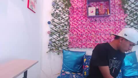 funny_and_horny online show from September 25, 7:28 pm