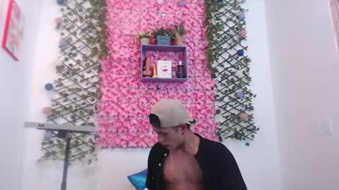 funny_and_horny online show from October 25, 2:30 am