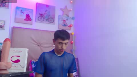 funny_and_horny online show from November 18, 4:06 am