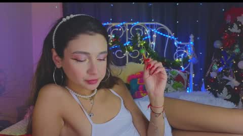 Tiffany online show from December 28, 1:39 am