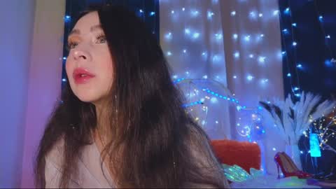 Tiffany online show from January 25, 10:50 pm