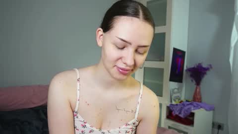 Snapshot of funnypuppylove chatting on February 27, 4:23 am funnypuppylove online show from February 27, 4:23 am