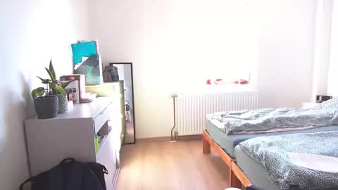 funservice online show from February 27, 8:14 am