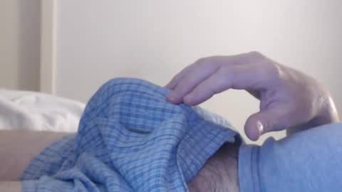 funtime072 online show from October 29, 11:23 am