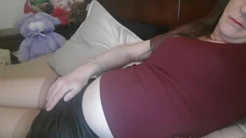 Snapshot of funtimetgirl chatting on January 18, 2:02 pm Jessie Love online show from January 18, 2:02 pm