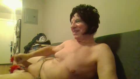 fuseanude online show from February 17, 2:09 am