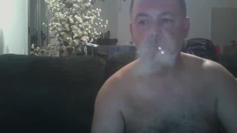 futbolin95 online show from December 2, 9:17 pm