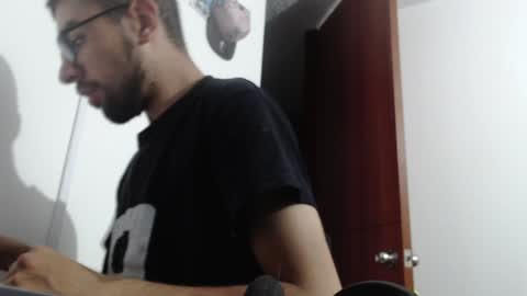 Snapshot of fvckhorneyguy chatting on February 9, 2:38 am andrew online show from February 9, 2:38 am