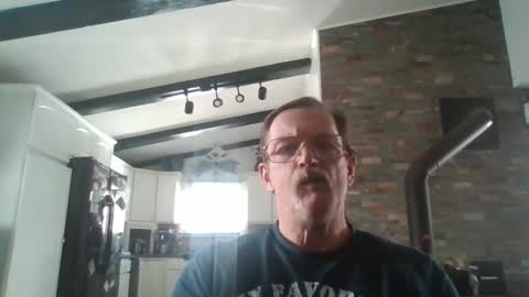 Snapshot of fxson8 chatting on March 2, 6:30 pm fxson8 online show from March 2, 6:30 pm