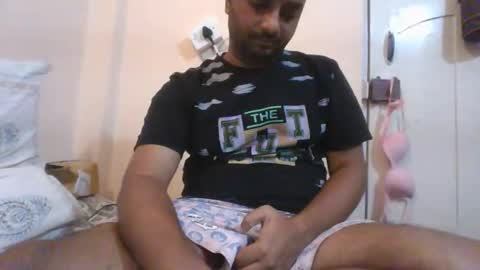 Snapshot of g0lu_ chatting on November 1, 7:16 pm Nunnu online show from November 1, 7:16 pm