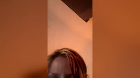 Snapshot of g0thicbaby chatting on July 14, 8:25 pm g0thicbaby online show from July 14, 8:25 pm