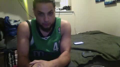 Snapshot of g__host chatting on November 30, 9:35 am Jax online show from November 30, 9:35 am