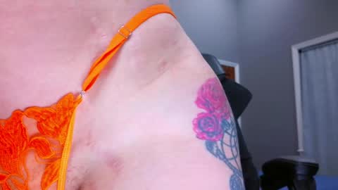 gaaby  online show from April 1, 12:33 am