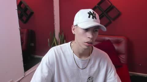 Snapshot of gaarataihen1 chatting on December 21, 12:06 pm Gaara online show from December 21, 12:06 pm