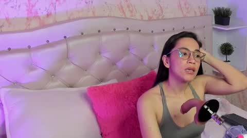 gabbieskinny online show from February 9, 2:10 pm