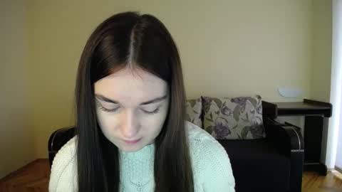 Jaklin online show from December 6, 8:59 am