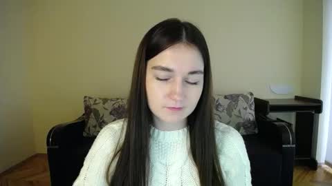 Jaklin online show from December 6, 12:05 pm